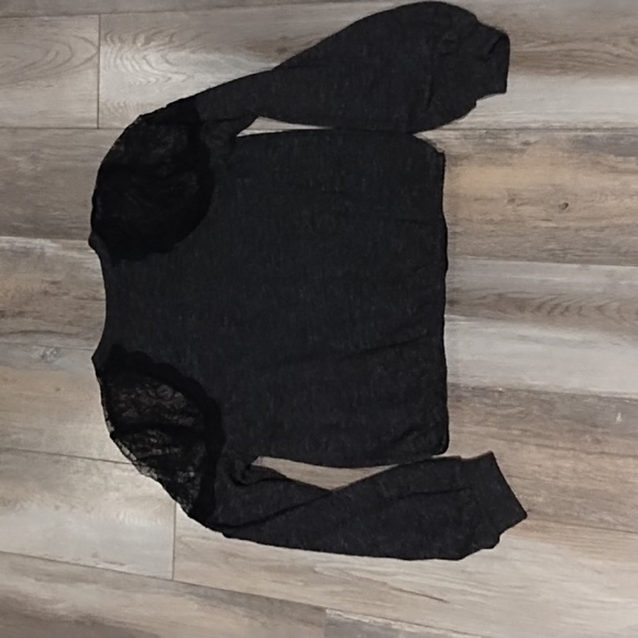 Womans long-sleeved sweater /shirt - Picture 7 of 8